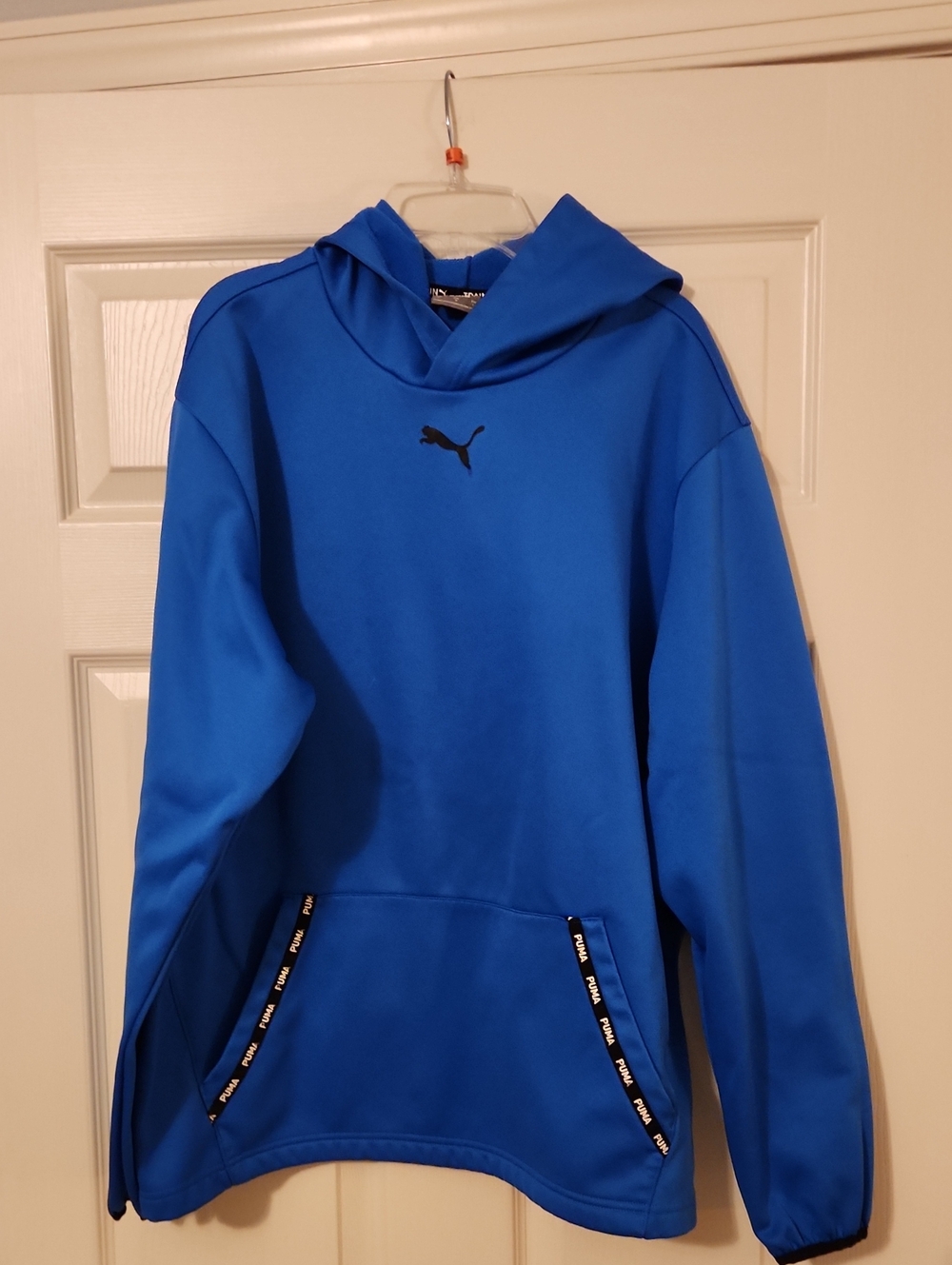 Mens PUMA blue hooded sweatshirt Large
